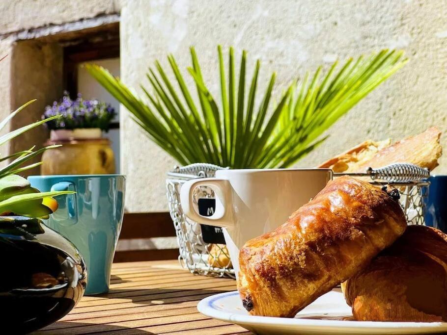 La Terrasse D'Olea, Au Coeur Du Village บุยส์-เลส์-บาโรนนีส์ ภายนอก รูปภาพ