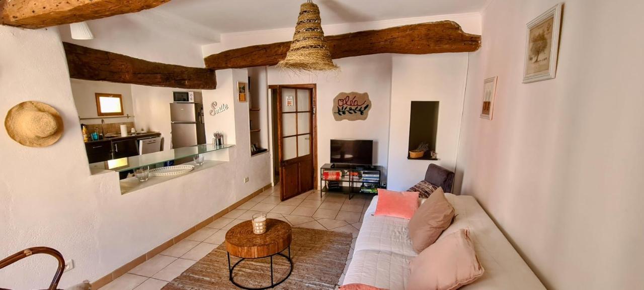 La Terrasse D'Olea, Au Coeur Du Village บุยส์-เลส์-บาโรนนีส์ ภายนอก รูปภาพ